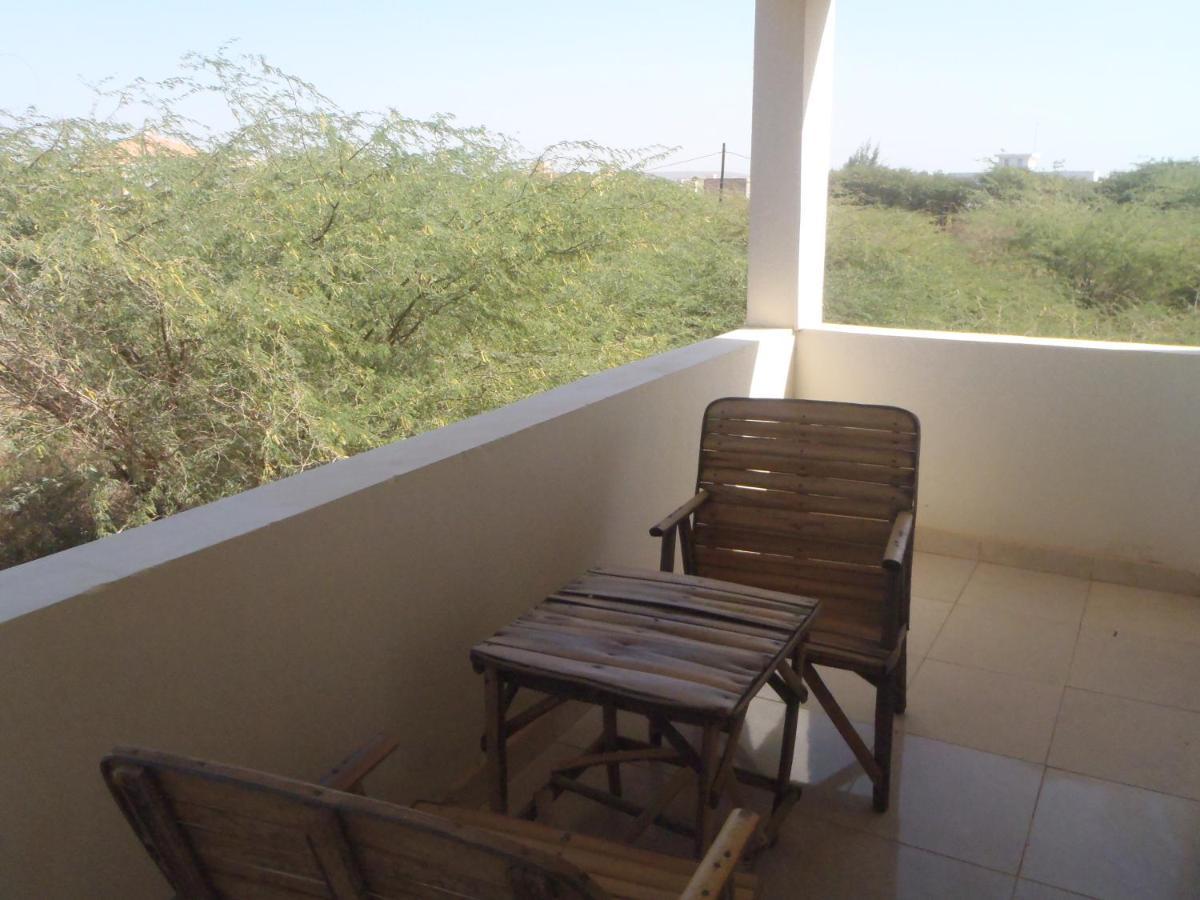 Chez Medzo Et Patou Otel Popenguine Dış mekan fotoğraf