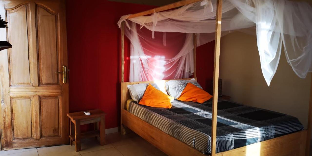 Chez Medzo Et Patou Otel Popenguine Dış mekan fotoğraf