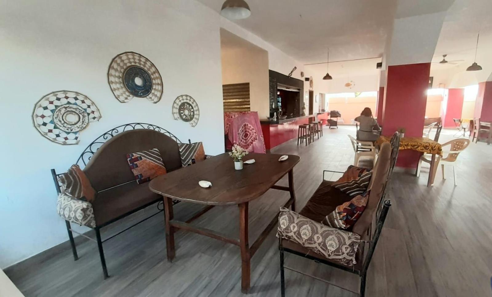 Chez Medzo Et Patou Otel Popenguine Dış mekan fotoğraf