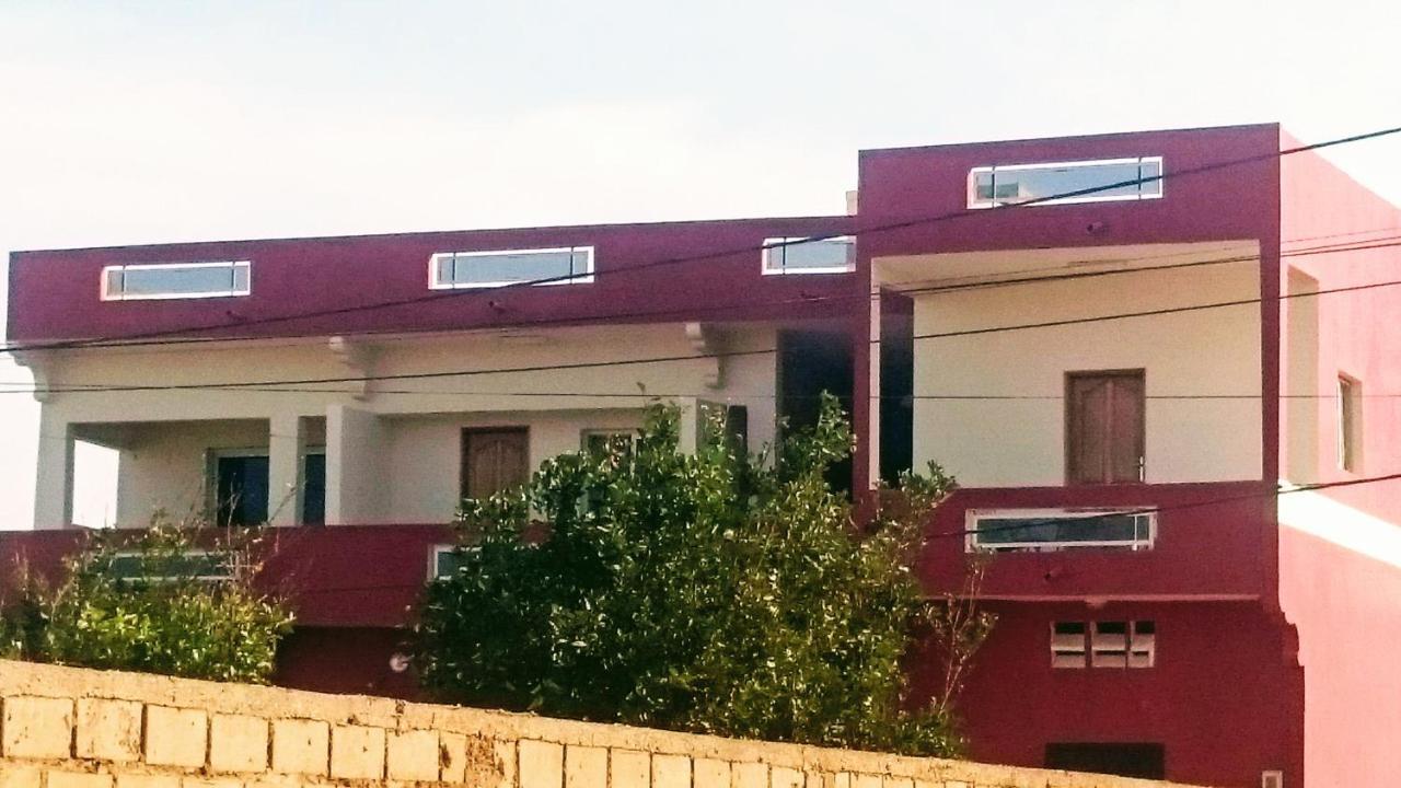 Chez Medzo Et Patou Otel Popenguine Dış mekan fotoğraf