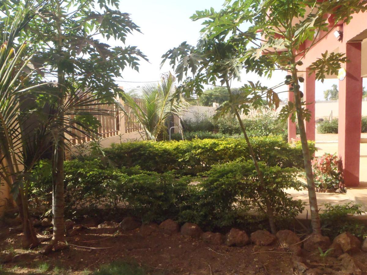 Chez Medzo Et Patou Otel Popenguine Dış mekan fotoğraf