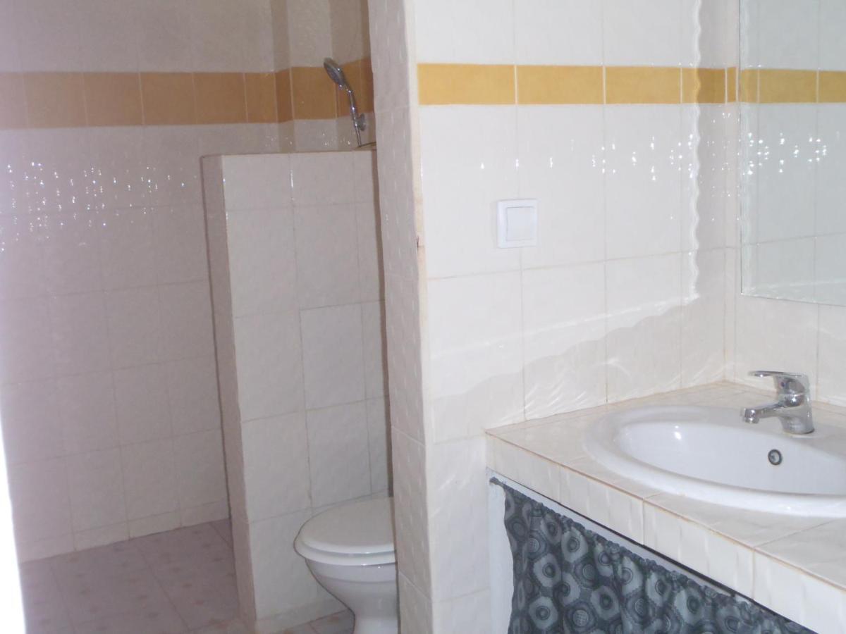 Chez Medzo Et Patou Otel Popenguine Dış mekan fotoğraf