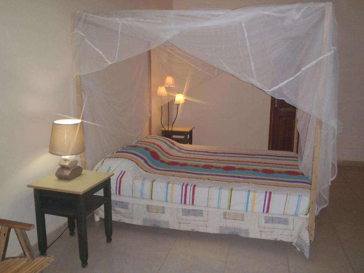 Chez Medzo Et Patou Otel Popenguine Dış mekan fotoğraf